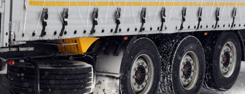 semi-trailer truck tires